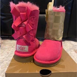 T bailey bow ugg boots